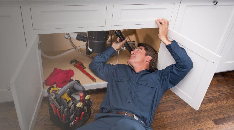 Expert burst pipe repair services in Lake Cormorant, MS